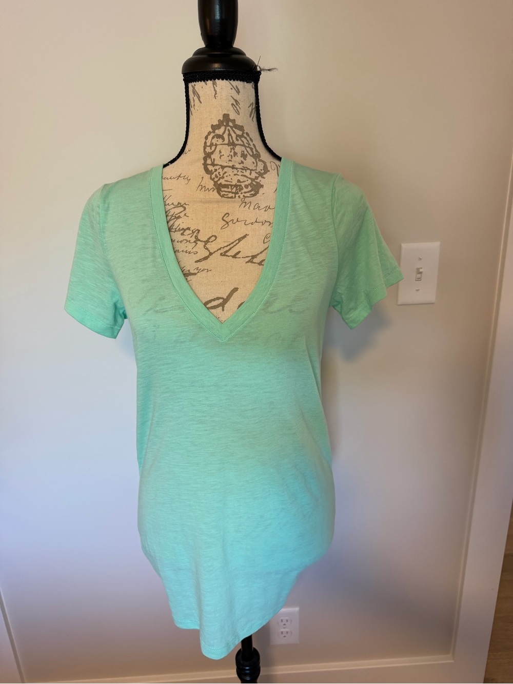 PINK Victoria's Secret Mint Green V-Neck Short Sleeve Tee